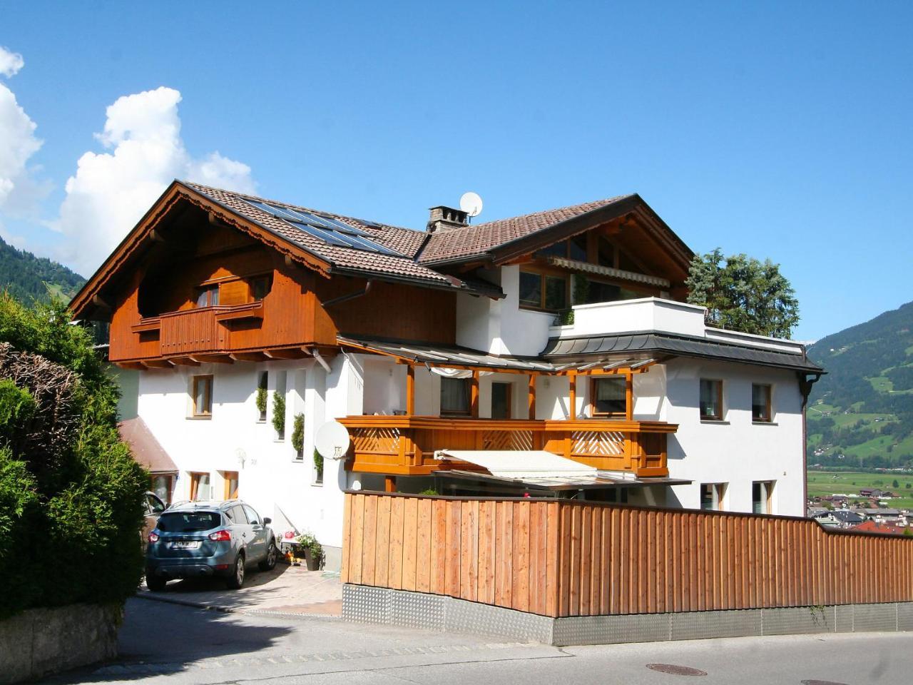 Apartment Christian By Interhome Fügen Exteriör bild
